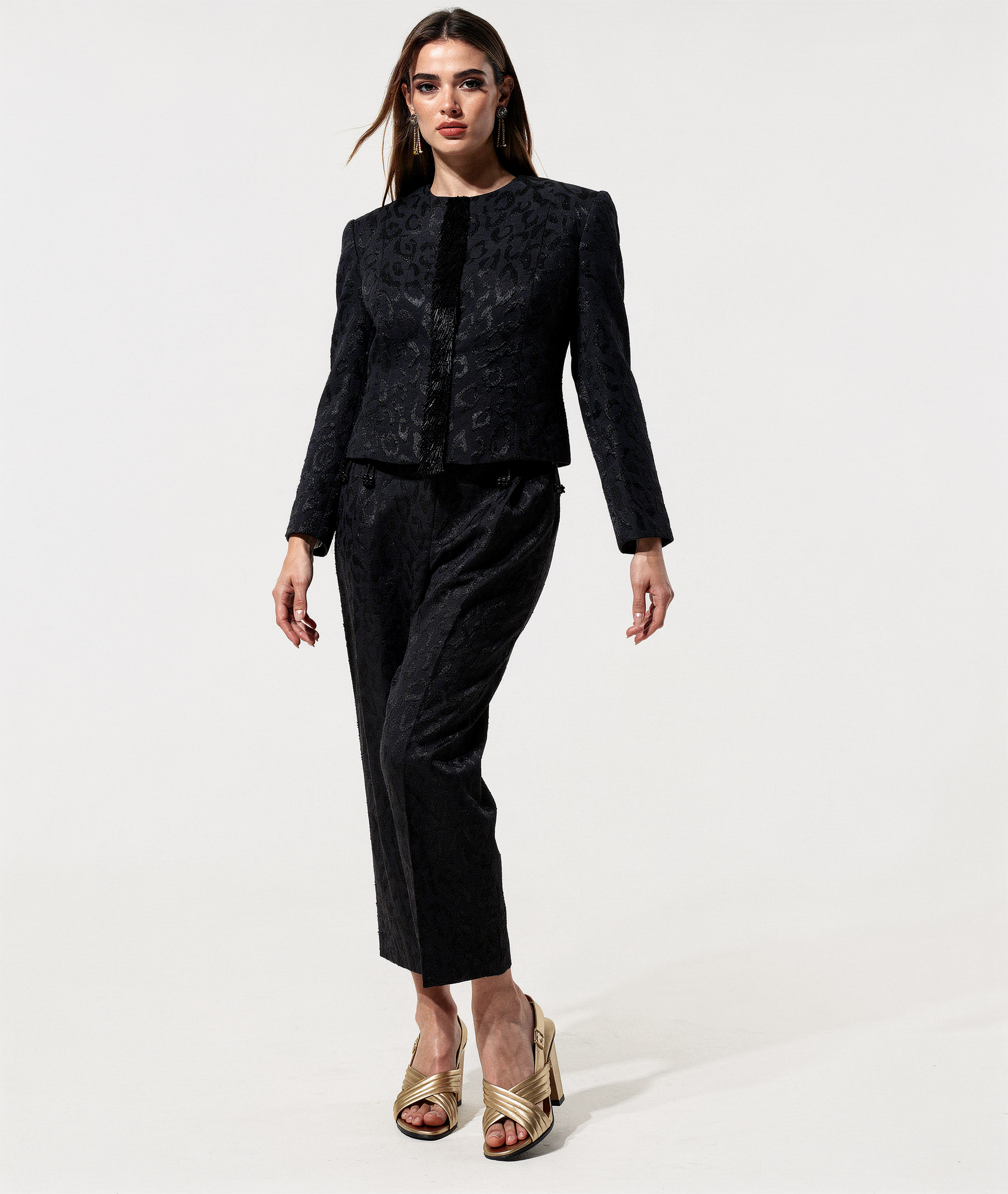Traje chaqueta en print leopardo seda negro - Imagen 2